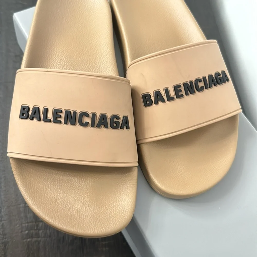 Balenciaga logo Beige Slide Sandals woman sz 7